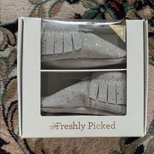 Grey suede freshly picked moccasin size 4 new